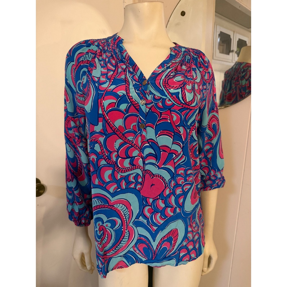 Lilly Pulitzer Elsa Silk Reel Me In  Pink and Blue Top W/Logo Buttons  XS